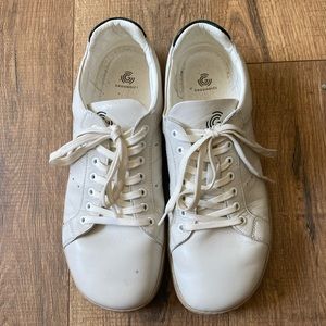 Groundies universe lace up